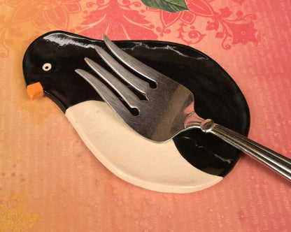 Penguin spoon rest. Emperor penguin soap holder. Ring and jewelry holder. Spatula rest. Tea bag rest. Trinket dish. Gift for penguin lovers.